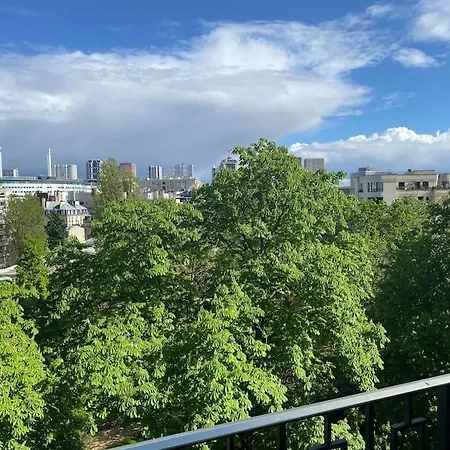 Avec Vue Apartment *
